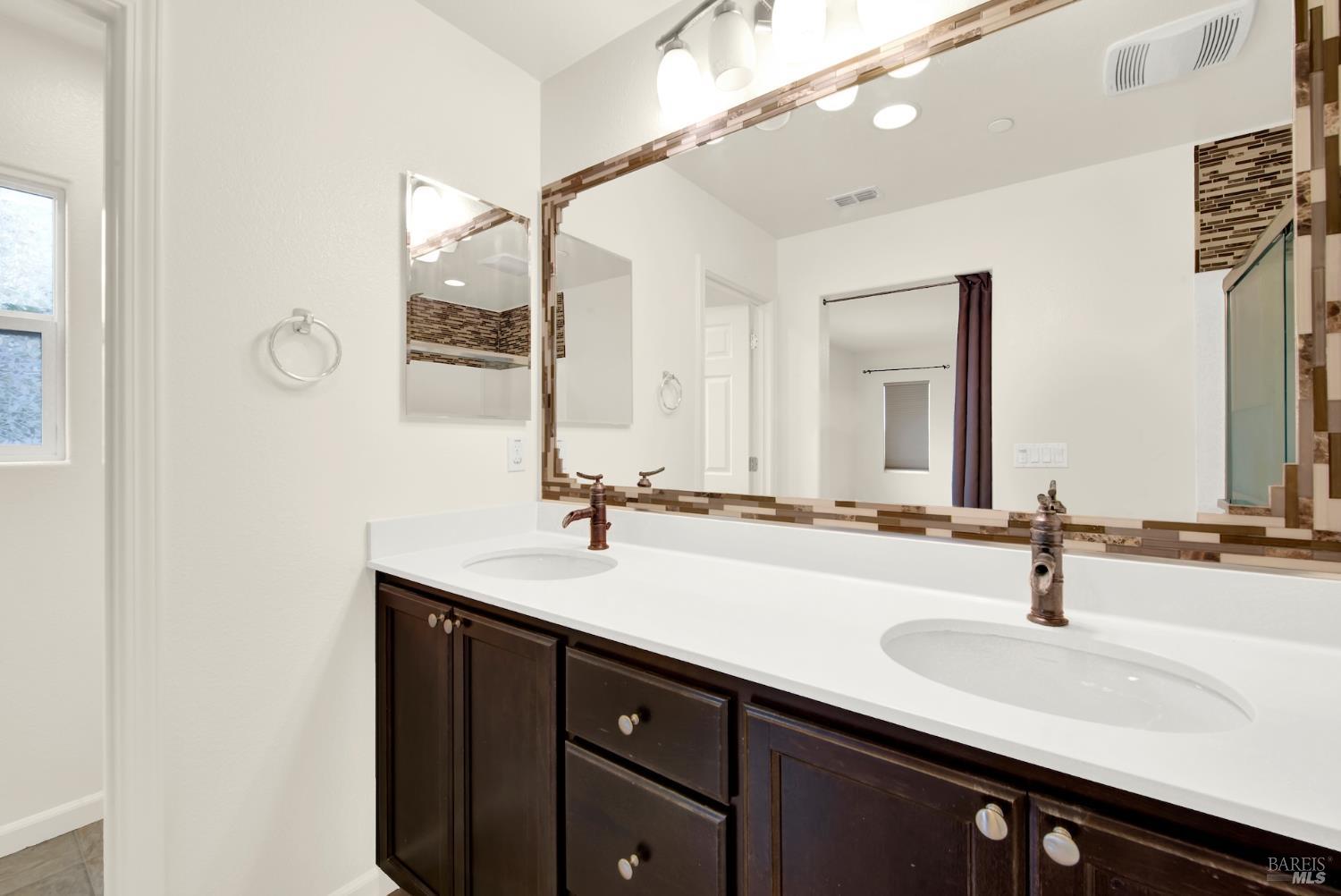 Detail Gallery Image 67 of 78 For 1105 Strawberry Ln, Suisun City,  CA 94585 - 3 Beds | 2/1 Baths
