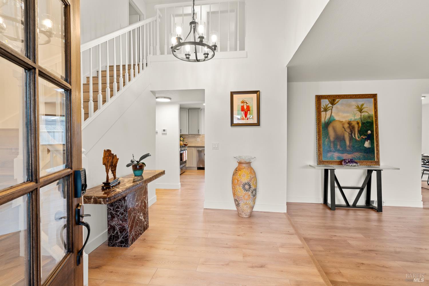 Detail Gallery Image 8 of 57 For 6032 Elsa Ave, Rohnert Park,  CA 94928 - 4 Beds | 3 Baths