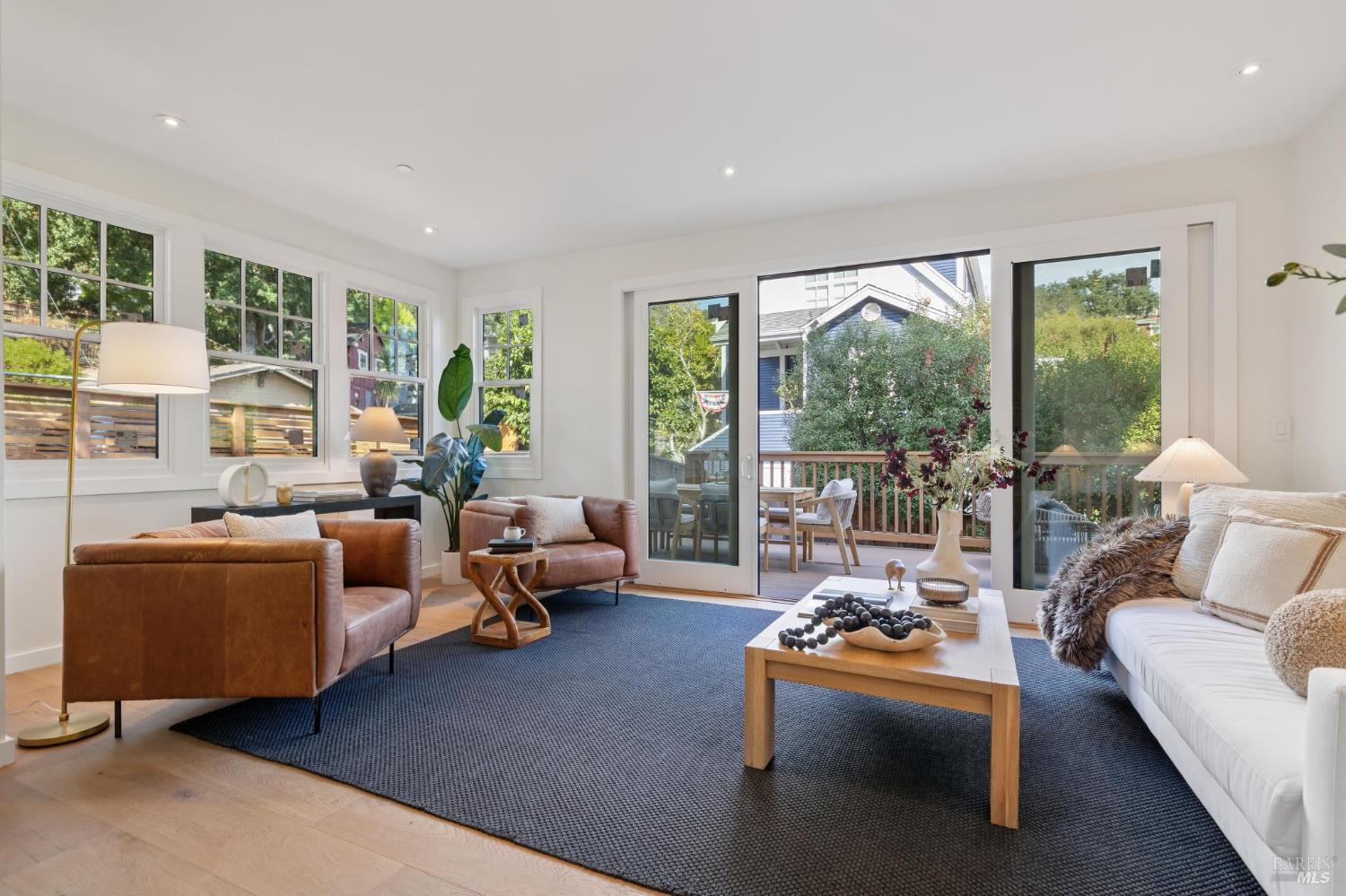 Detail Gallery Image 13 of 63 For 52 Austin Ave, San Anselmo,  CA 94960 - 3 Beds | 3 Baths