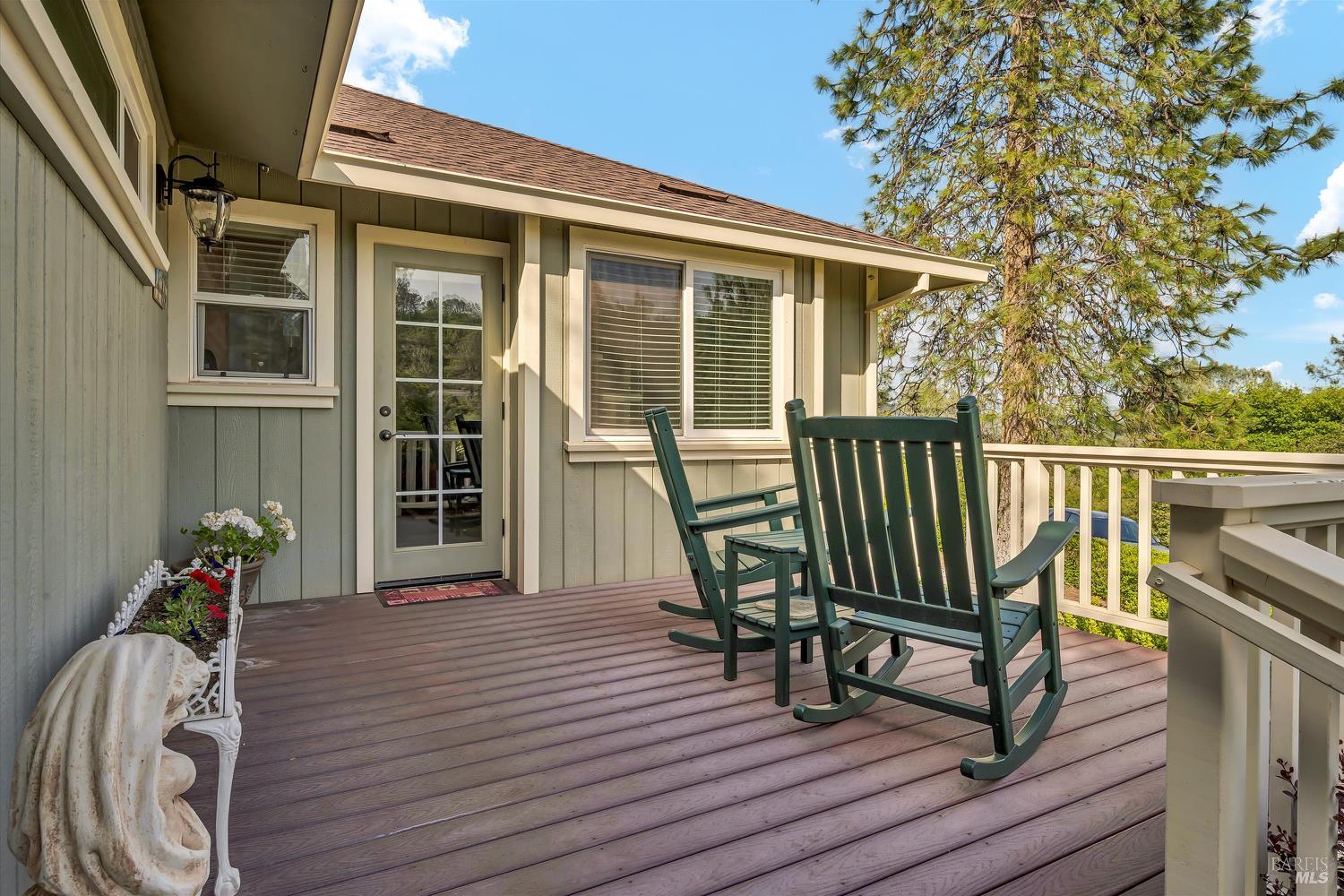 Detail Gallery Image 39 of 59 For 15625 June Bug Rd, Lower Lake,  CA 95457 - 4 Beds | 3/1 Baths