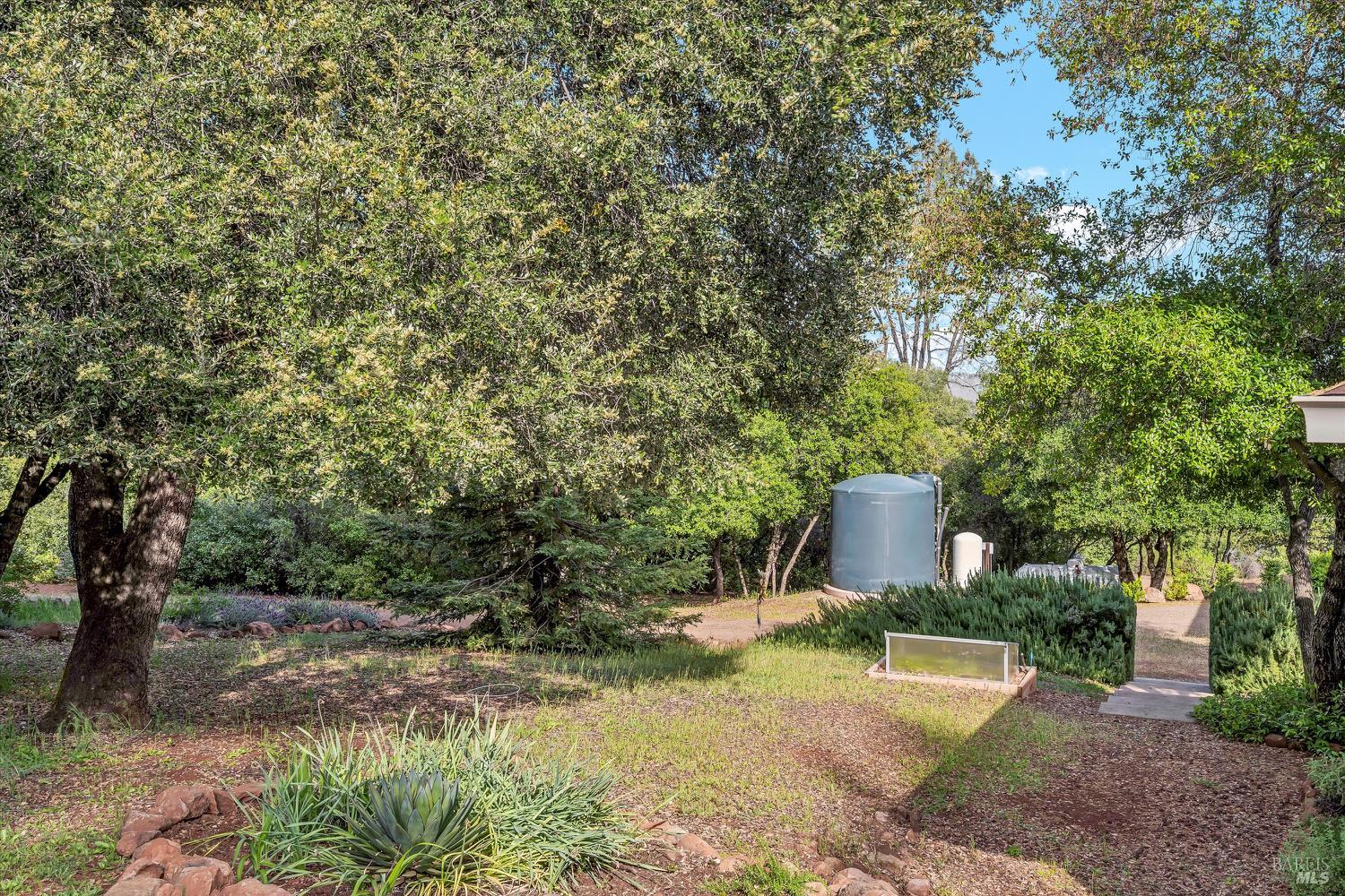 Detail Gallery Image 45 of 59 For 15625 June Bug Rd, Lower Lake,  CA 95457 - 4 Beds | 3/1 Baths