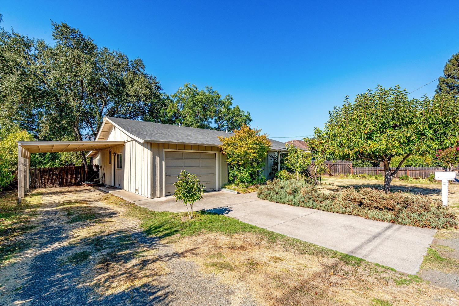 Detail Gallery Image 5 of 81 For 1251 Garden Ave, Saint Helena,  CA 94574 - 3 Beds | 2 Baths