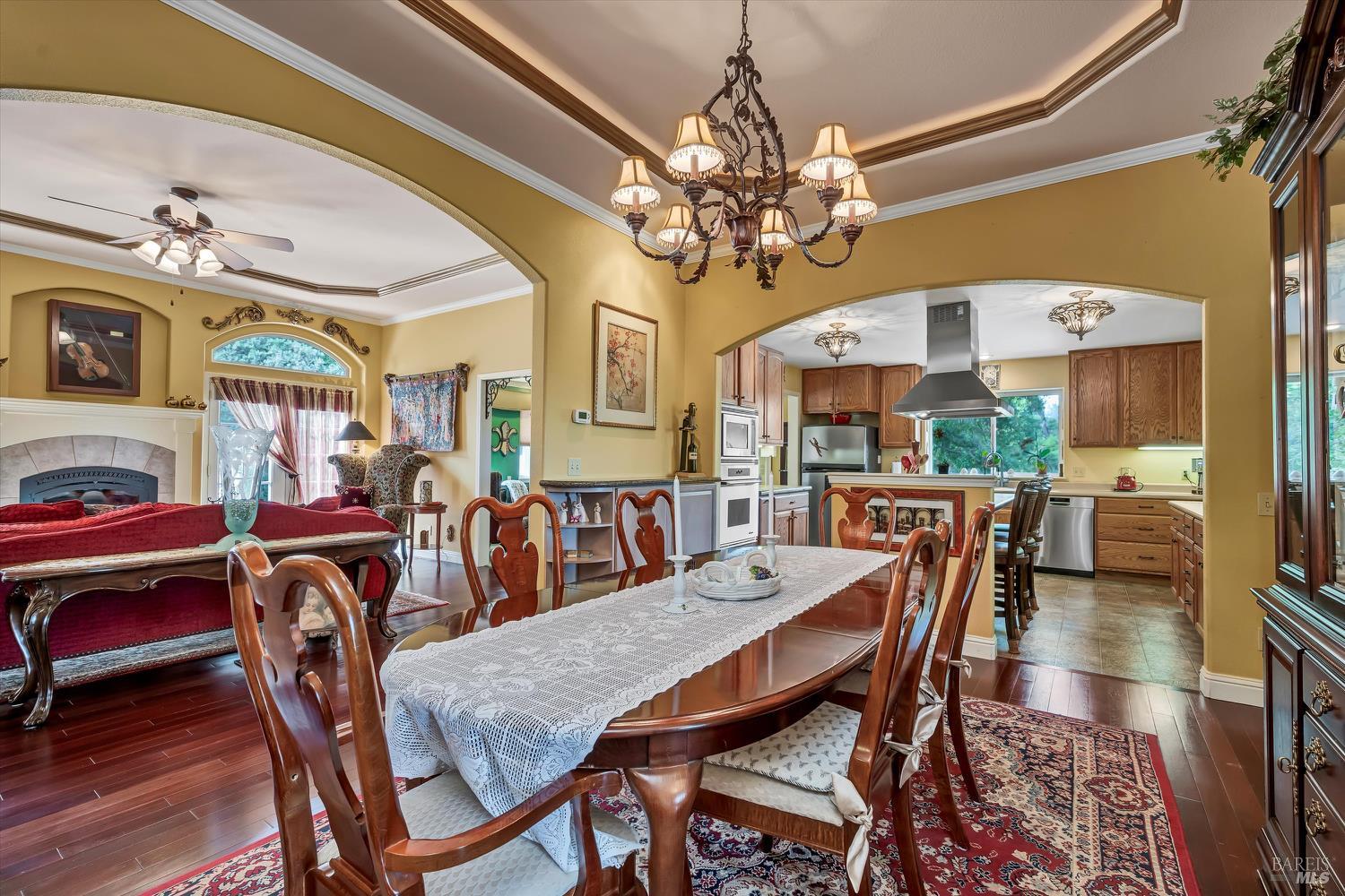 Detail Gallery Image 6 of 59 For 15625 June Bug Rd, Lower Lake,  CA 95457 - 4 Beds | 3/1 Baths