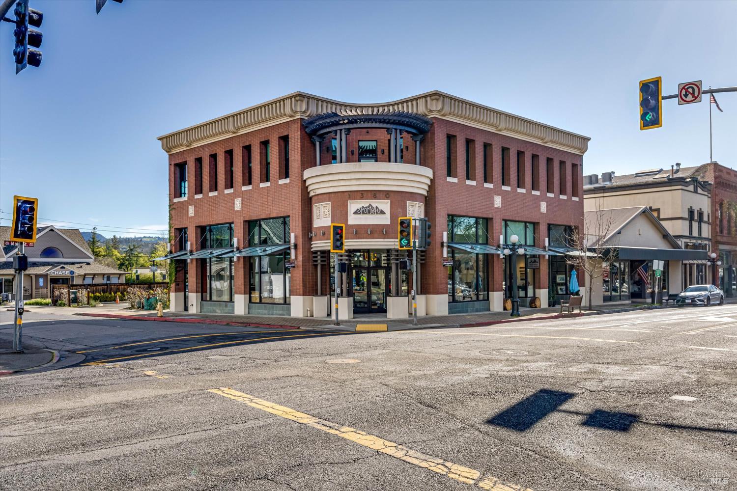 Detail Gallery Image 60 of 81 For 1251 Garden Ave, Saint Helena,  CA 94574 - 3 Beds | 2 Baths