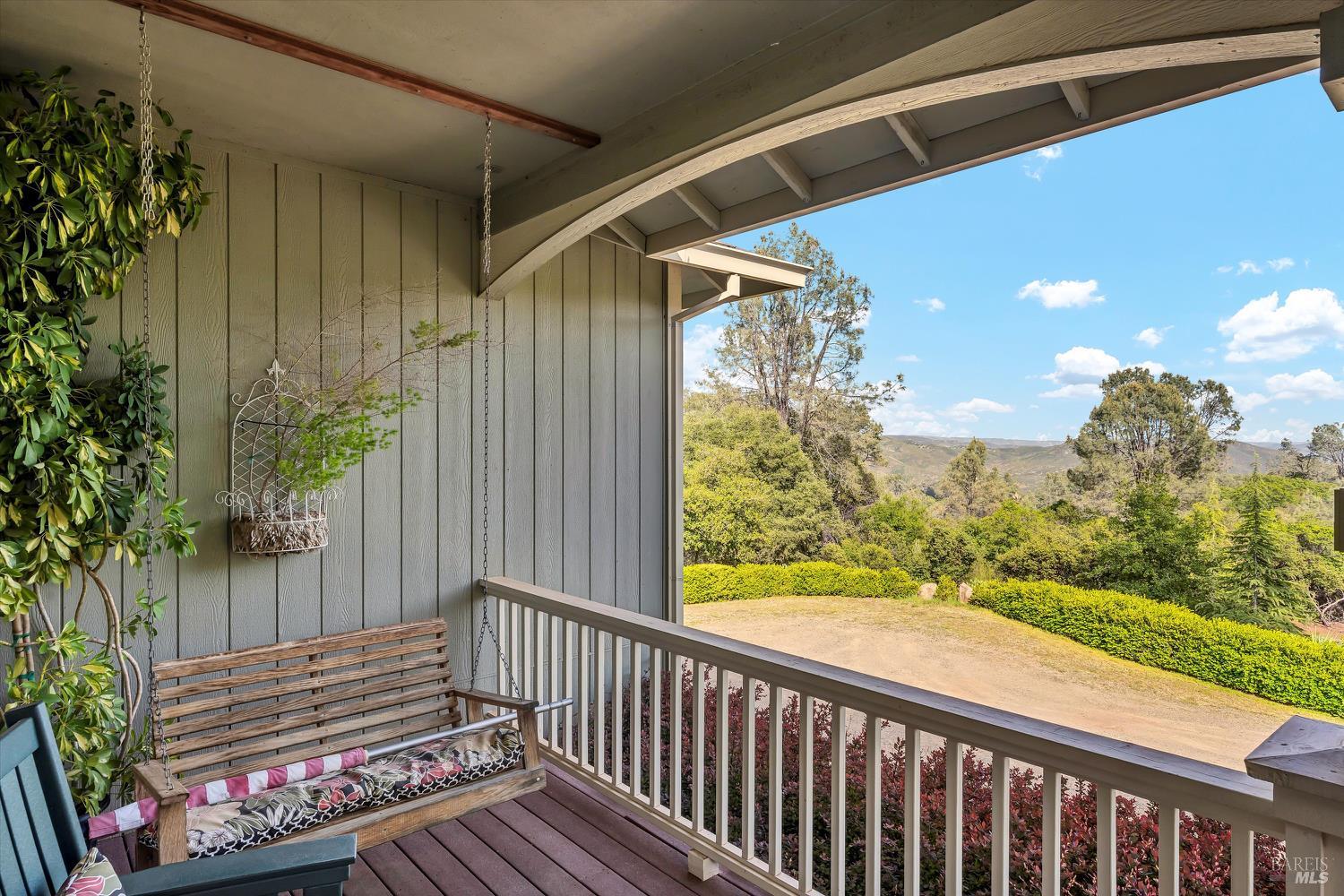 Detail Gallery Image 35 of 59 For 15625 June Bug Rd, Lower Lake,  CA 95457 - 4 Beds | 3/1 Baths