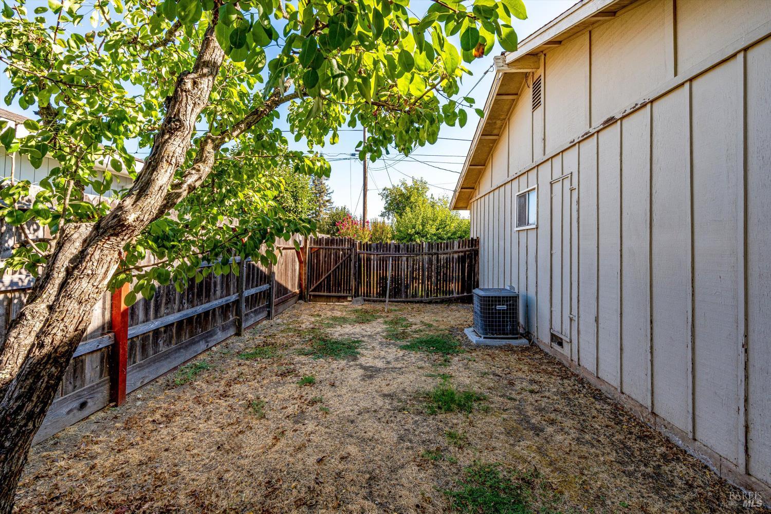 Detail Gallery Image 41 of 81 For 1251 Garden Ave, Saint Helena,  CA 94574 - 3 Beds | 2 Baths