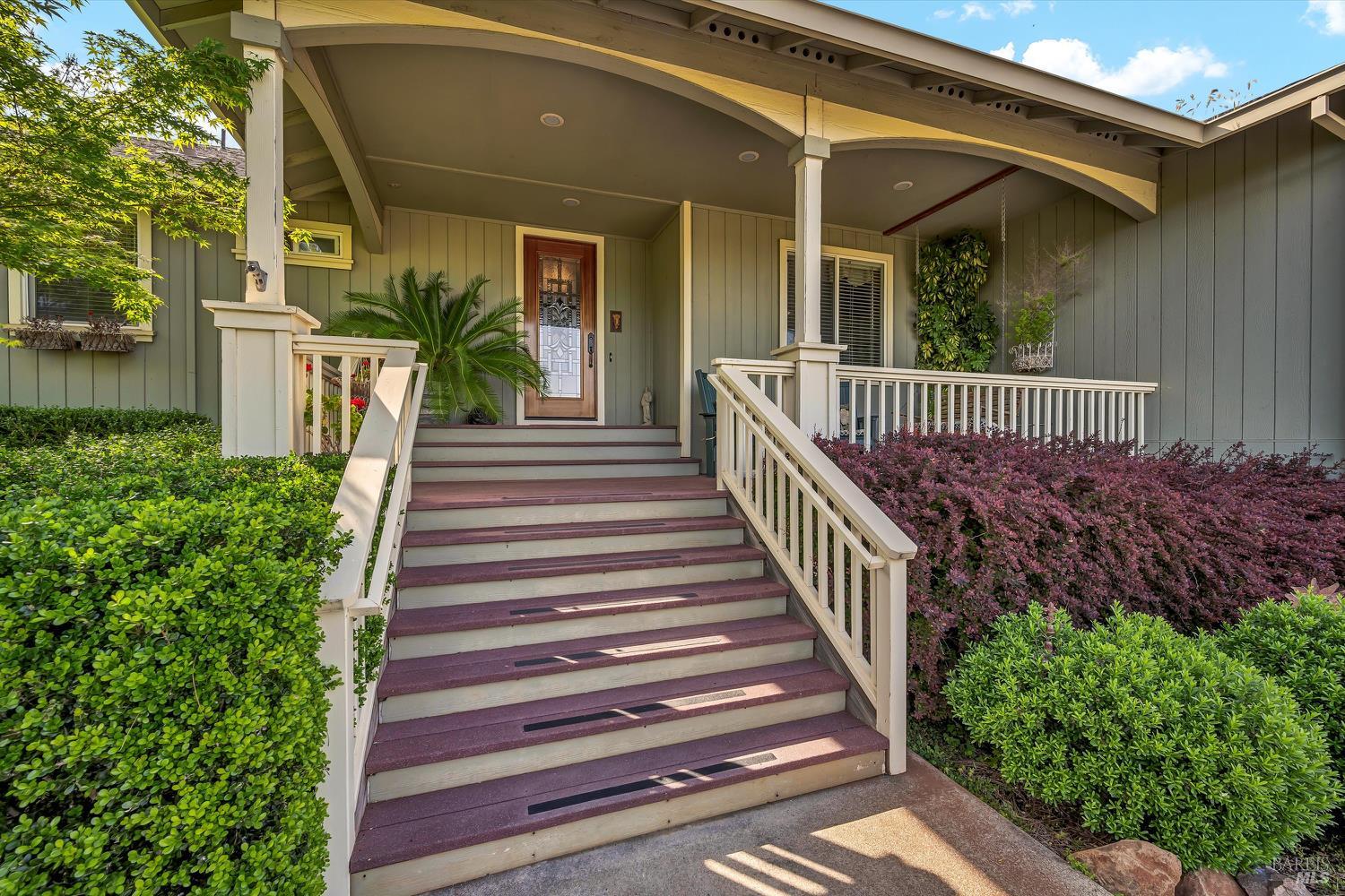 Detail Gallery Image 2 of 59 For 15625 June Bug Rd, Lower Lake,  CA 95457 - 4 Beds | 3/1 Baths