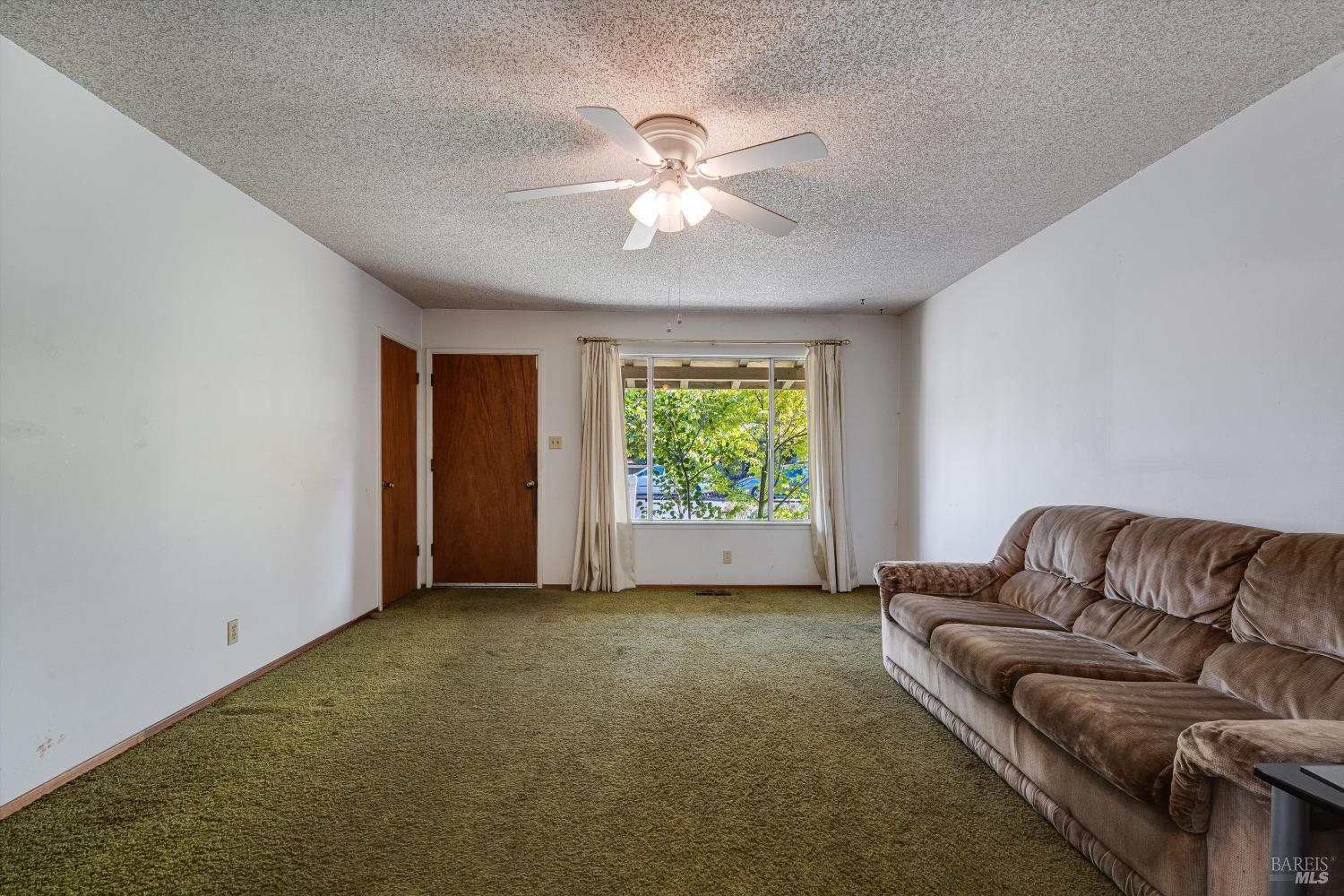 Detail Gallery Image 13 of 81 For 1251 Garden Ave, Saint Helena,  CA 94574 - 3 Beds | 2 Baths