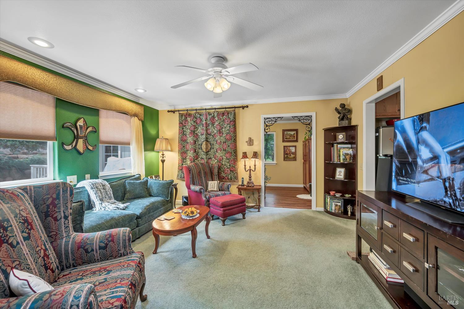 Detail Gallery Image 14 of 59 For 15625 June Bug Rd, Lower Lake,  CA 95457 - 4 Beds | 3/1 Baths