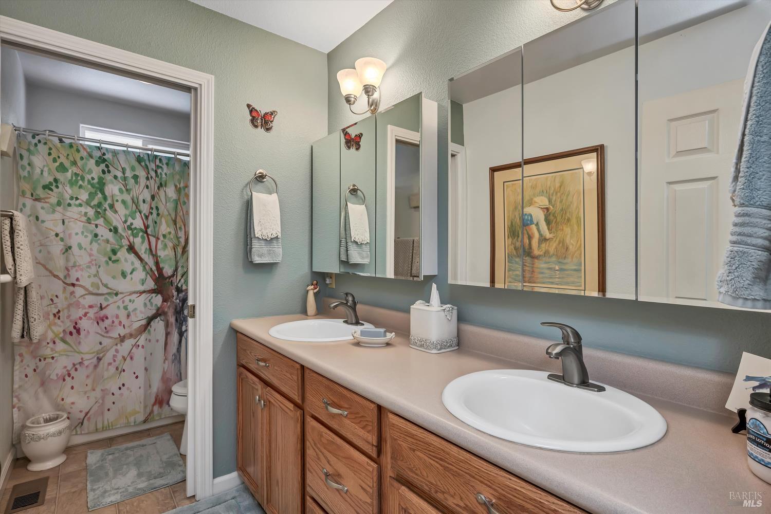 Detail Gallery Image 22 of 59 For 15625 June Bug Rd, Lower Lake,  CA 95457 - 4 Beds | 3/1 Baths