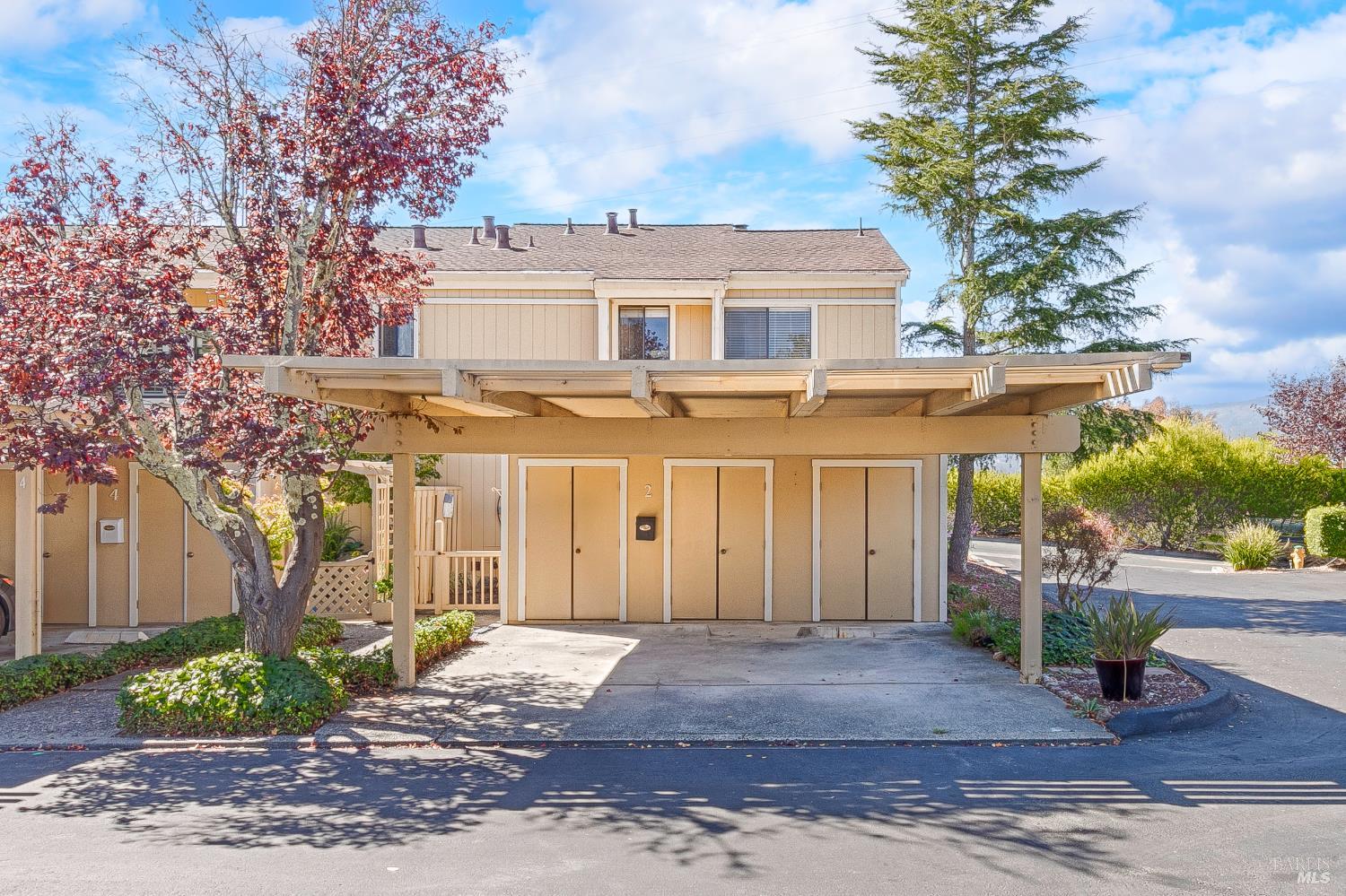 Detail Gallery Image 38 of 48 For 2 Fielding Cir, Mill Valley,  CA 94941 - 3 Beds | 2/1 Baths