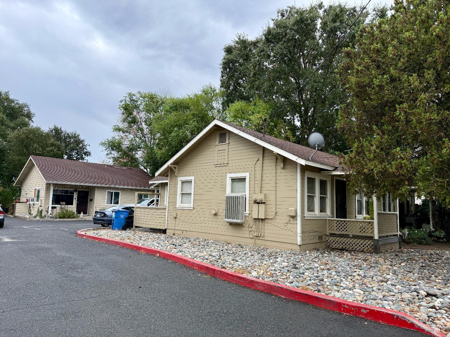 Front Image Thumbnail for BA325084979