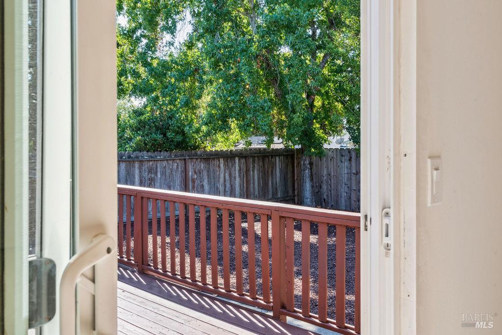 Detail Gallery Image 13 of 35 For 1120 S Mcdowell Blvd, Petaluma,  CA 94954 - 3 Beds | 2 Baths