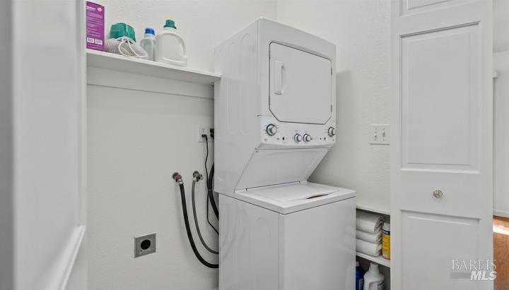 Detail Gallery Image 43 of 45 For 777 Military Unkn, Benicia,  CA 94510 - 3 Beds | 2/1 Baths