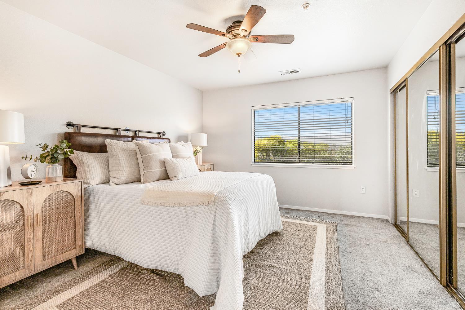 Detail Gallery Image 21 of 48 For 2 Fielding Cir, Mill Valley,  CA 94941 - 3 Beds | 2/1 Baths