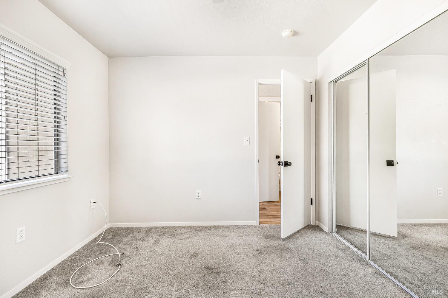 Detail Gallery Image 29 of 48 For 2 Fielding Cir, Mill Valley,  CA 94941 - 3 Beds | 2/1 Baths