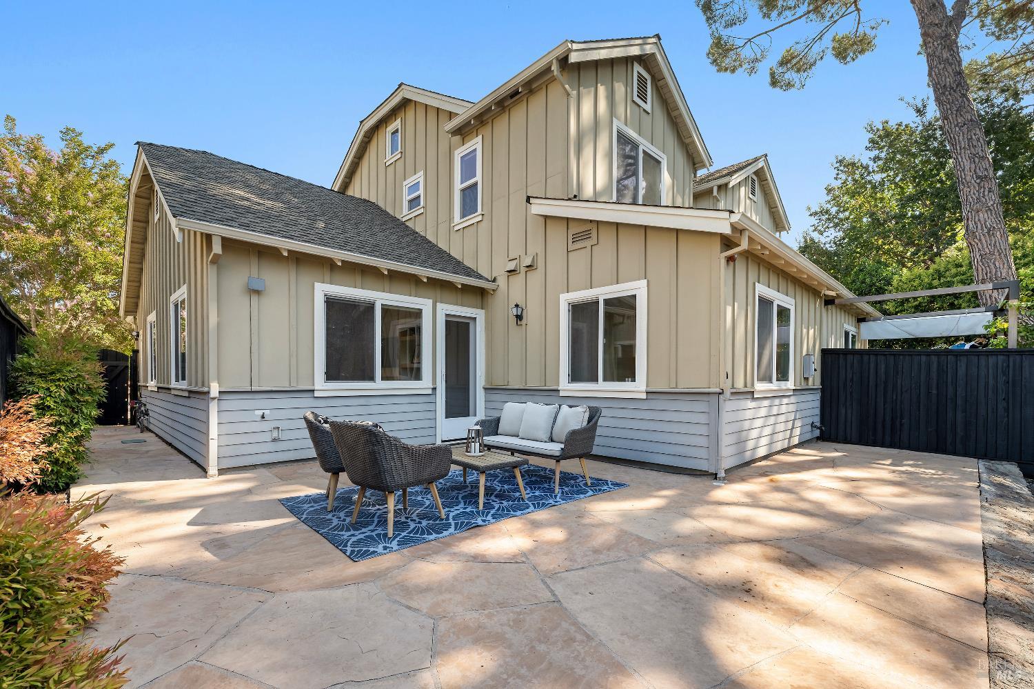 Detail Gallery Image 25 of 31 For 7 Illes Ct, Novato,  CA 94945 - 3 Beds | 2 Baths