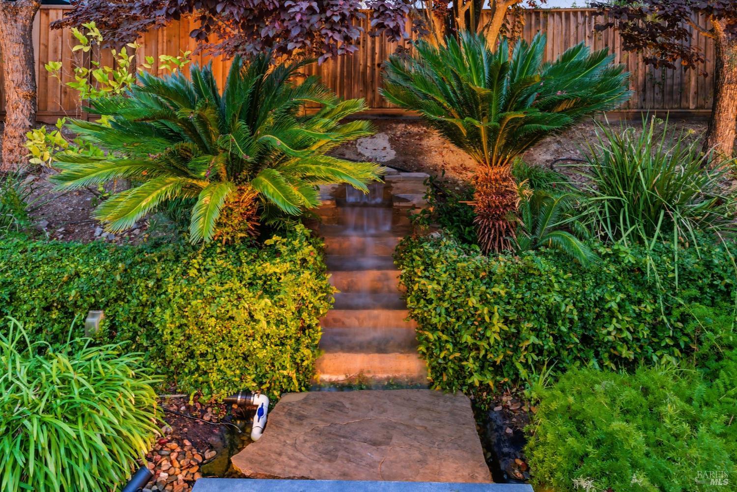 Detail Gallery Image 34 of 73 For 42 Waterbury Ln, Novato,  CA 94949 - 3 Beds | 2/1 Baths