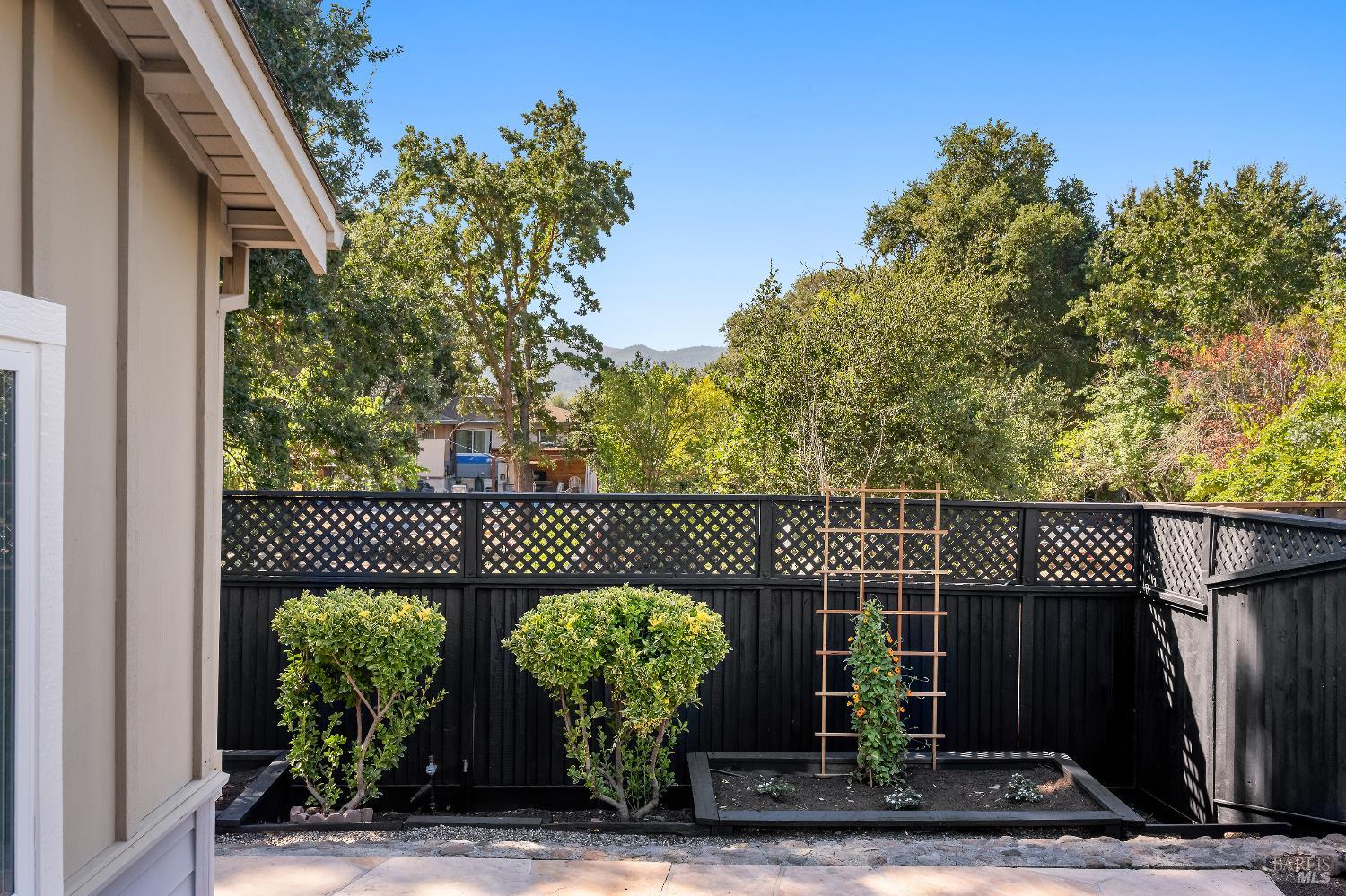 Detail Gallery Image 23 of 31 For 7 Illes Ct, Novato,  CA 94945 - 3 Beds | 2 Baths