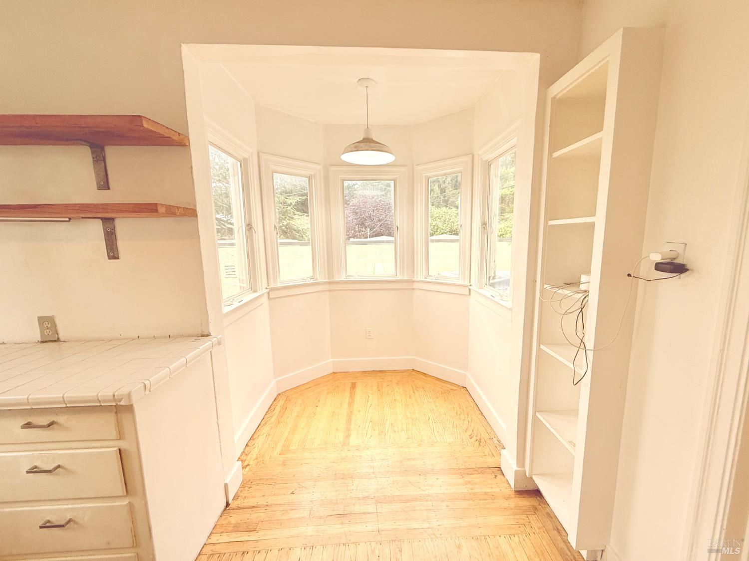 Detail Gallery Image 9 of 20 For 1106 Cragmont Ave, Berkeley,  CA 94708 - 2 Beds | 1 Baths