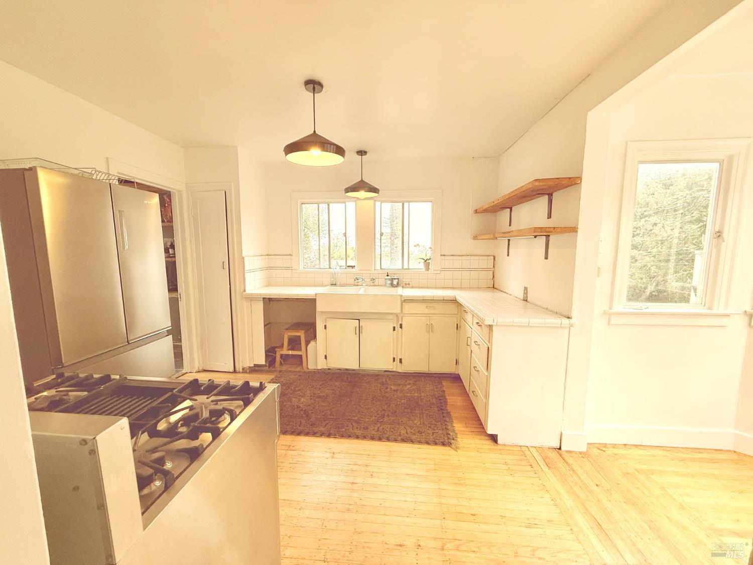 Detail Gallery Image 7 of 20 For 1106 Cragmont Ave, Berkeley,  CA 94708 - 2 Beds | 1 Baths