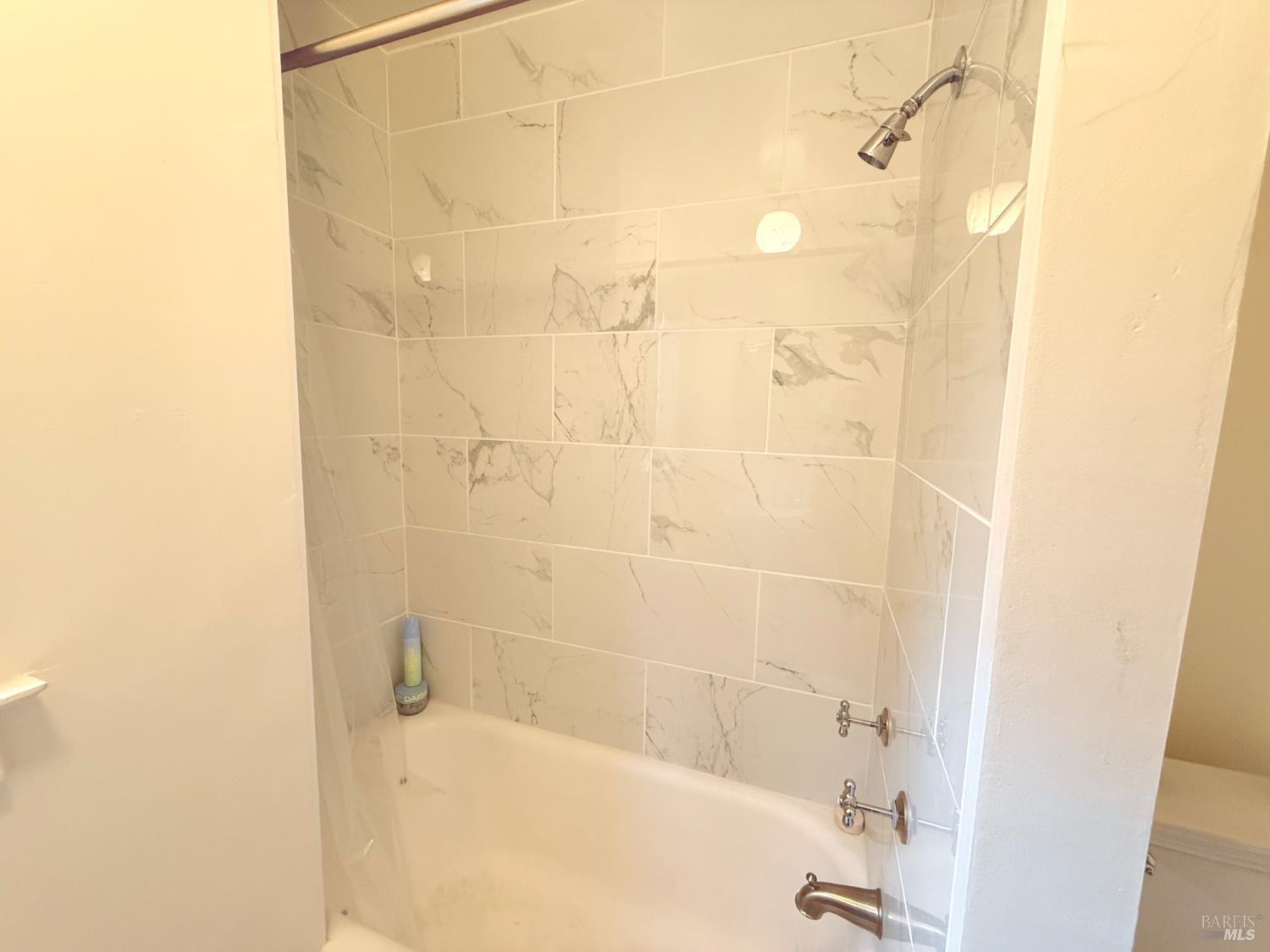 Detail Gallery Image 12 of 20 For 1106 Cragmont Ave, Berkeley,  CA 94708 - 2 Beds | 1 Baths