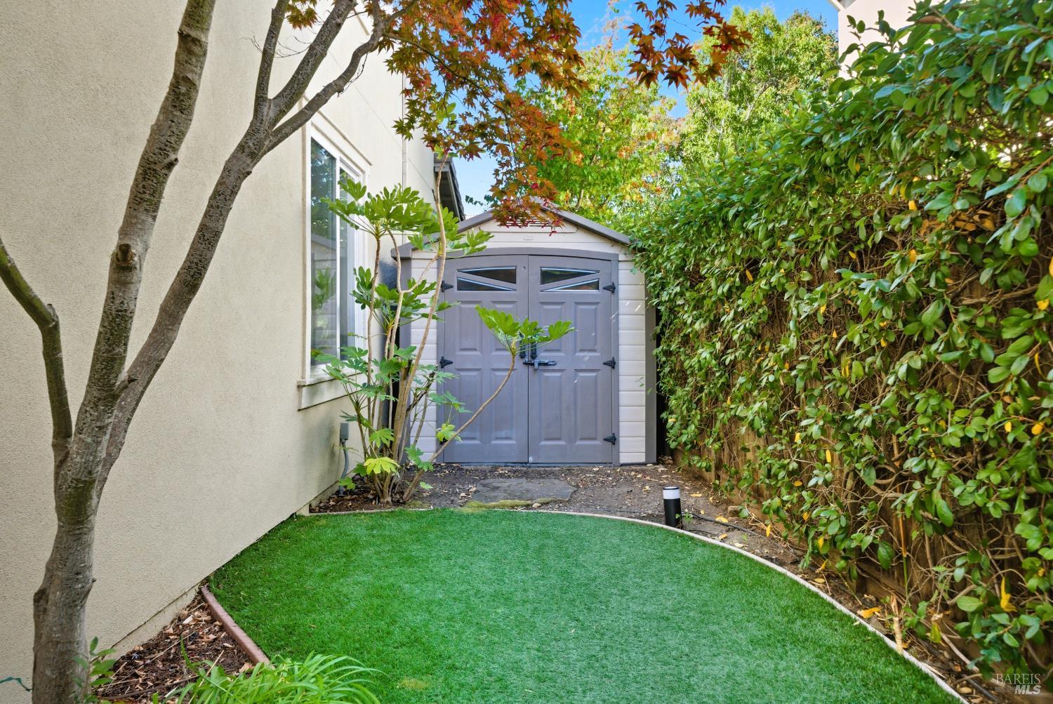 Detail Gallery Image 49 of 73 For 42 Waterbury Ln, Novato,  CA 94949 - 3 Beds | 2/1 Baths