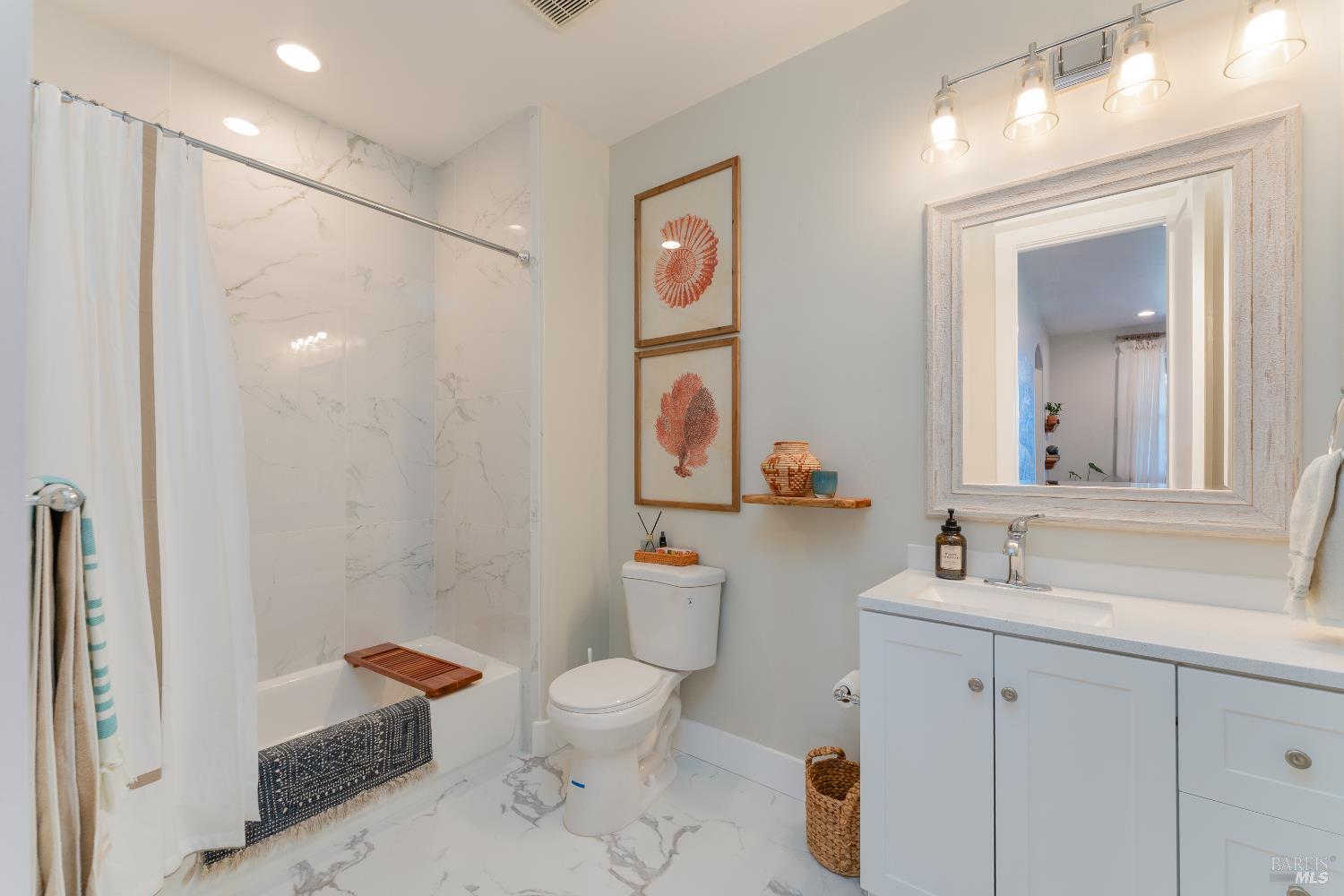 Detail Gallery Image 35 of 52 For 2412 Celestin Ct, Ukiah,  CA 95482 - 4 Beds | 4 Baths