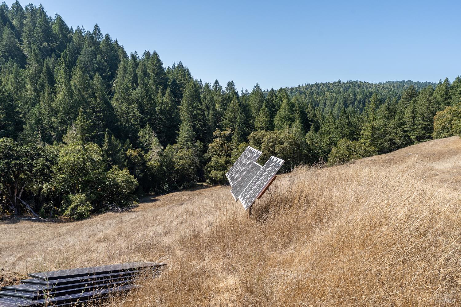 Detail Gallery Image 25 of 53 For 4070 Williams Ranch Rd, Willits,  CA 95490 - 2 Beds | 2 Baths