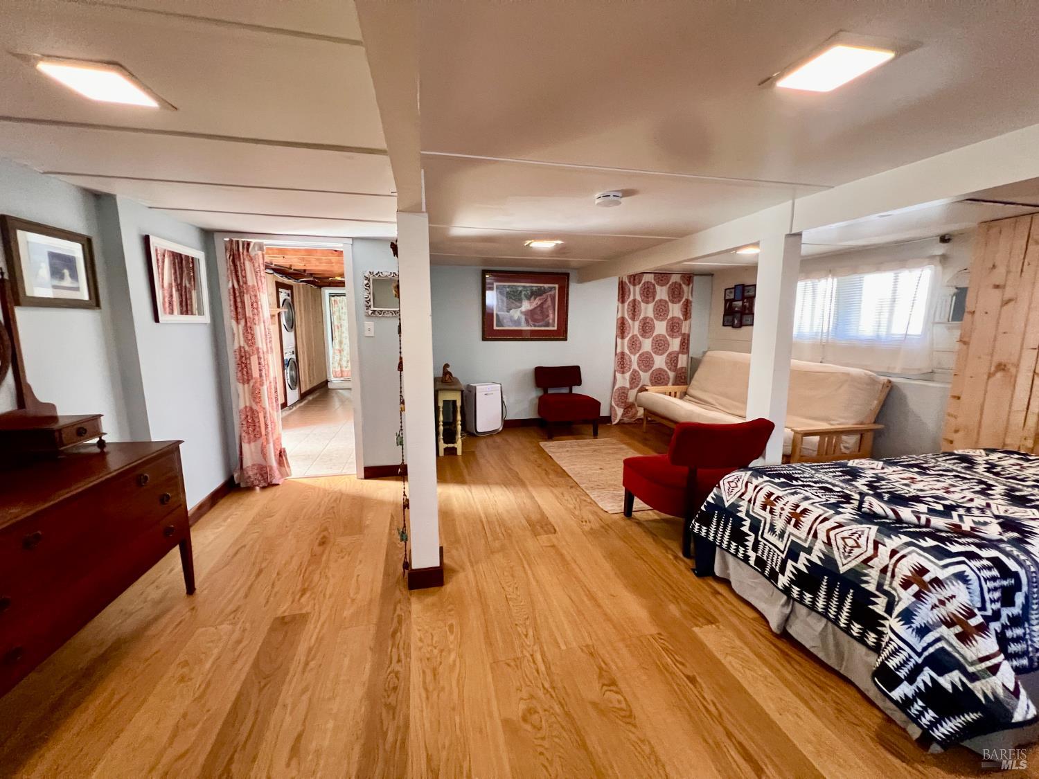 Detail Gallery Image 16 of 30 For 75 Ocean View Ave, Dillon Beach,  CA 94929 - 3 Beds | 2 Baths