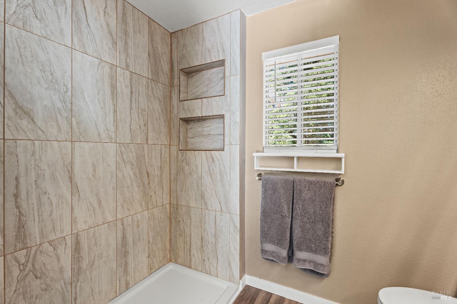 Detail Gallery Image 17 of 30 For 1500 Woodway Ln, Redwood Valley,  CA 95470 - 3 Beds | 2 Baths