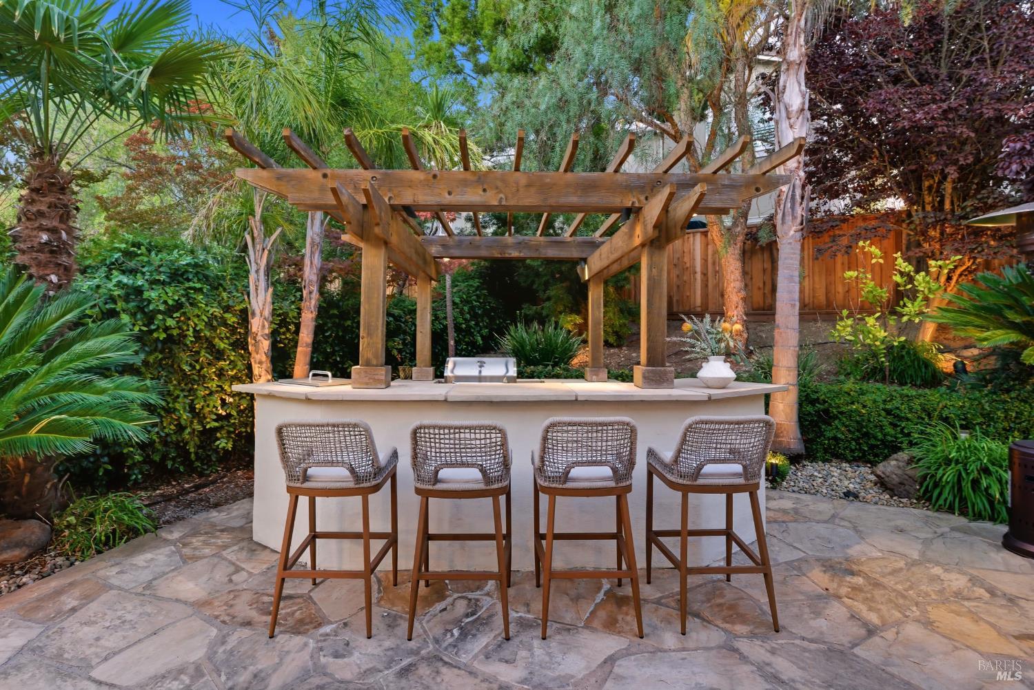 Detail Gallery Image 30 of 73 For 42 Waterbury Ln, Novato,  CA 94949 - 3 Beds | 2/1 Baths