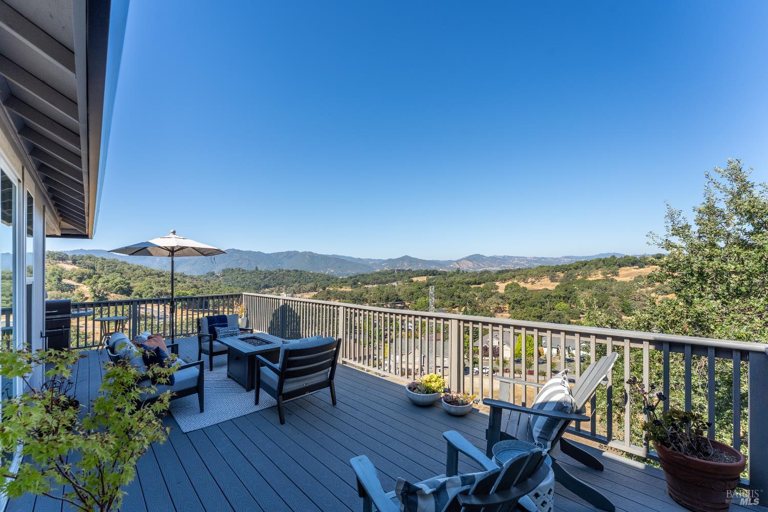 Detail Gallery Image 27 of 52 For 2412 Celestin Ct, Ukiah,  CA 95482 - 4 Beds | 4 Baths