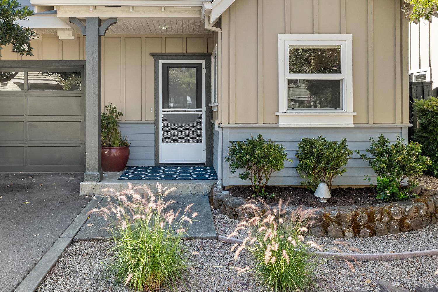 Detail Gallery Image 3 of 31 For 7 Illes Ct, Novato,  CA 94945 - 3 Beds | 2 Baths