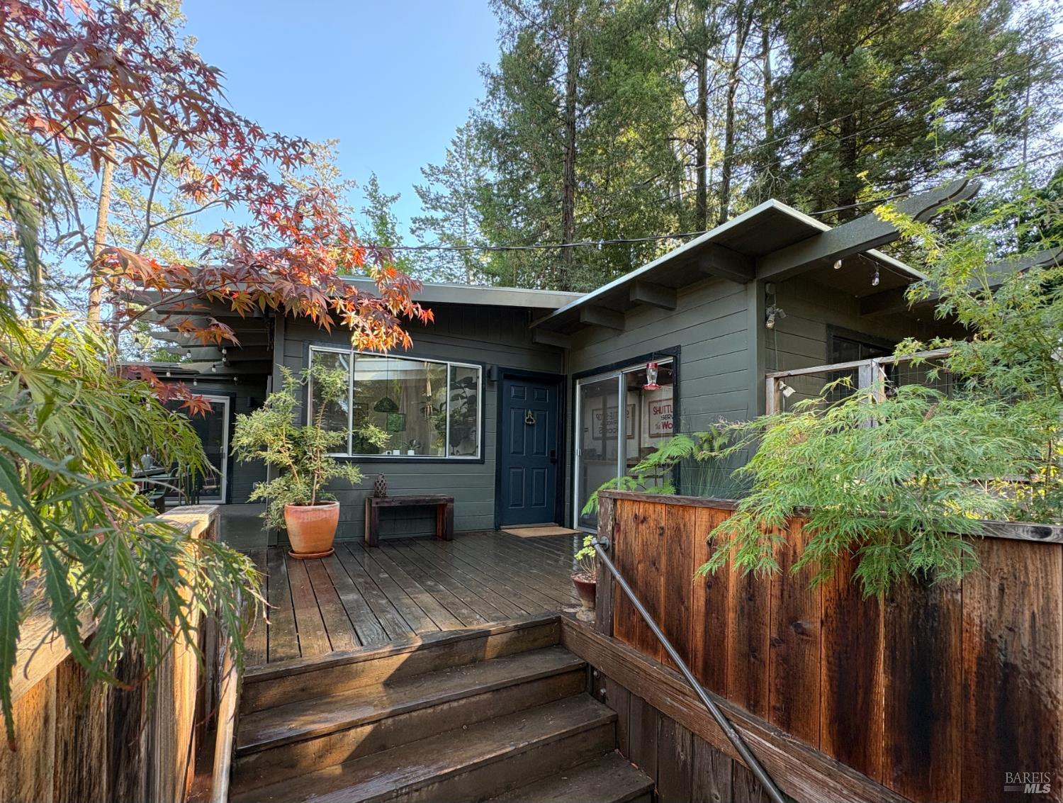 Front Image Thumbnail for BA325085204