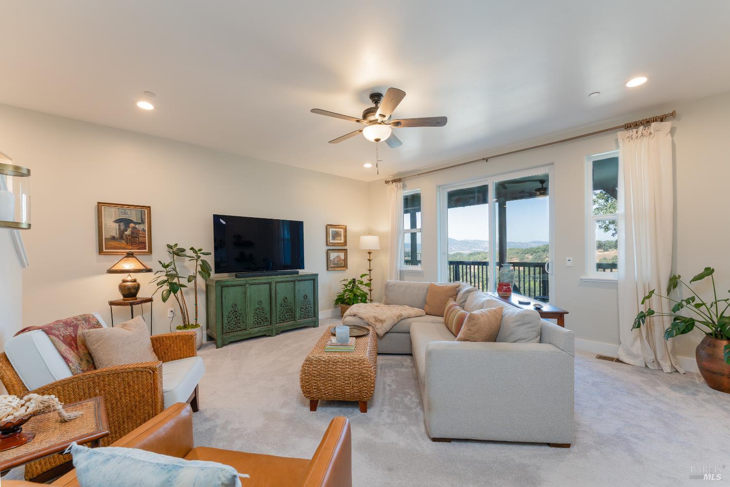 Detail Gallery Image 33 of 52 For 2412 Celestin Ct, Ukiah,  CA 95482 - 4 Beds | 4 Baths