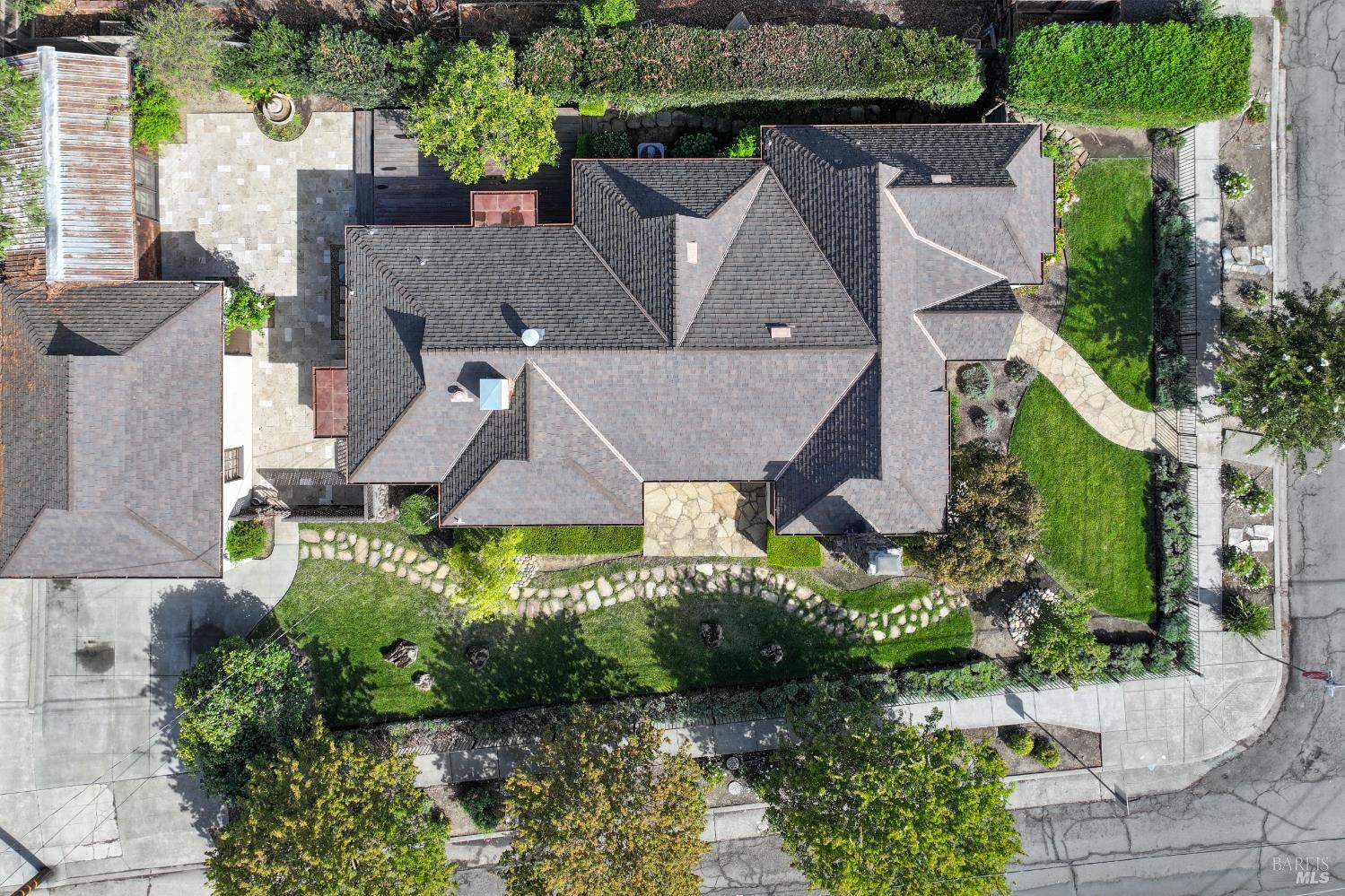 Detail Gallery Image 53 of 62 For 505 Madison St, Napa,  CA 94559 - 3 Beds | 2 Baths