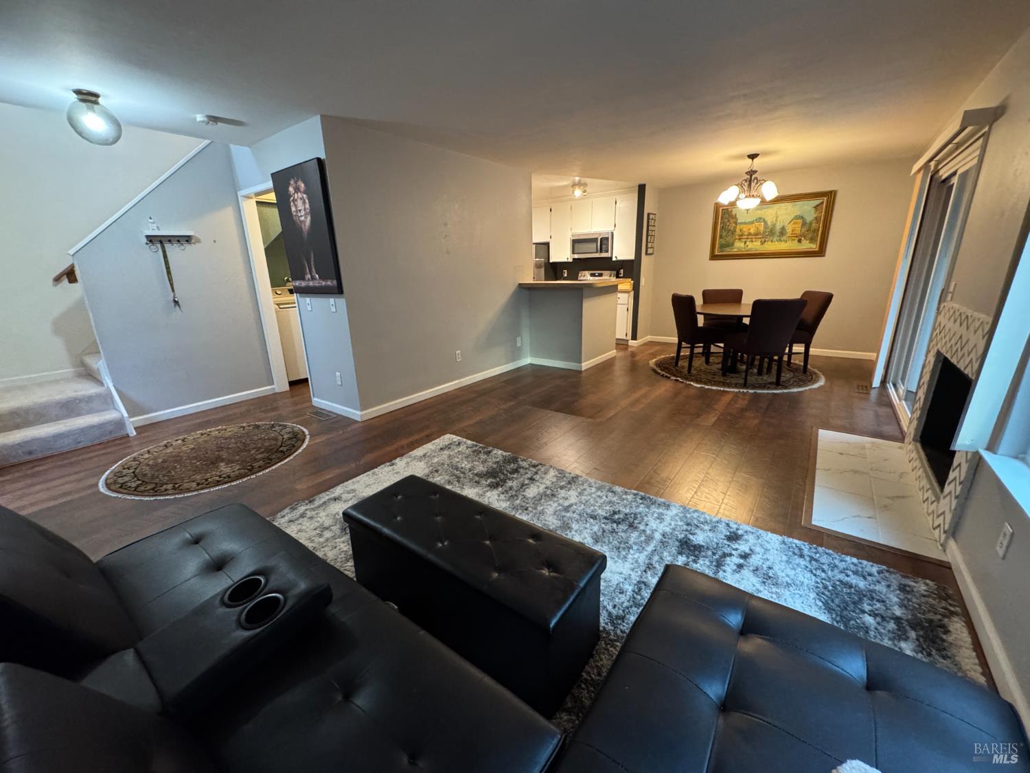 Detail Gallery Image 8 of 65 For 58 Scottsdale Way, Novato,  CA 94945 - 2 Beds | 1/1 Baths