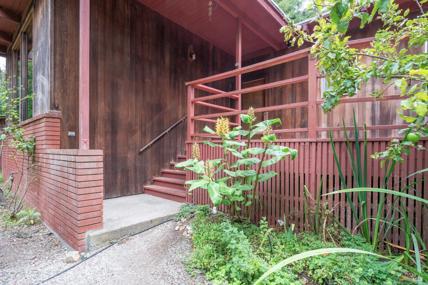 Detail Gallery Image 3 of 23 For 43853 Tibbens Ln, Mendocino,  CA 95460 - 2 Beds | 2 Baths