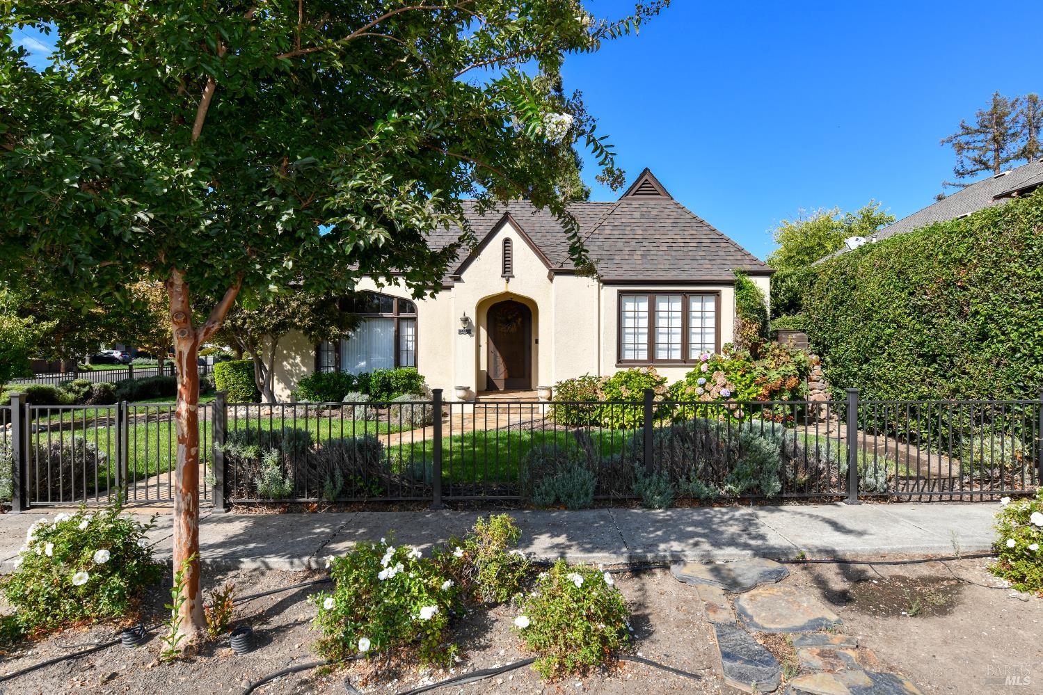 Detail Gallery Image 55 of 62 For 505 Madison St, Napa,  CA 94559 - 3 Beds | 2 Baths