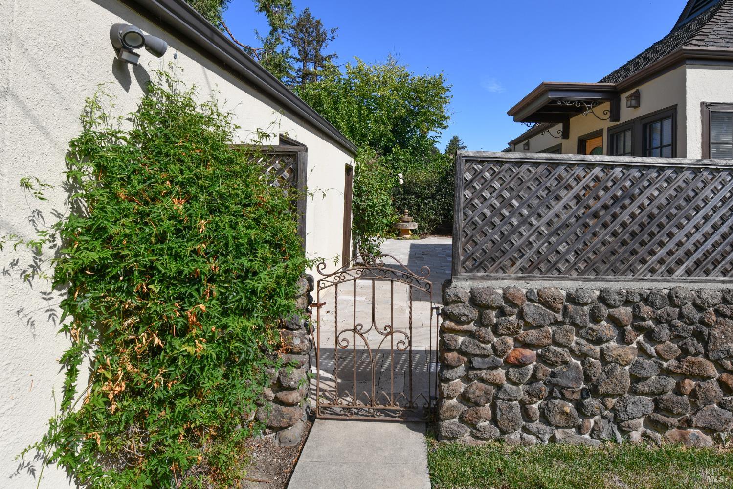 Detail Gallery Image 59 of 62 For 505 Madison St, Napa,  CA 94559 - 3 Beds | 2 Baths