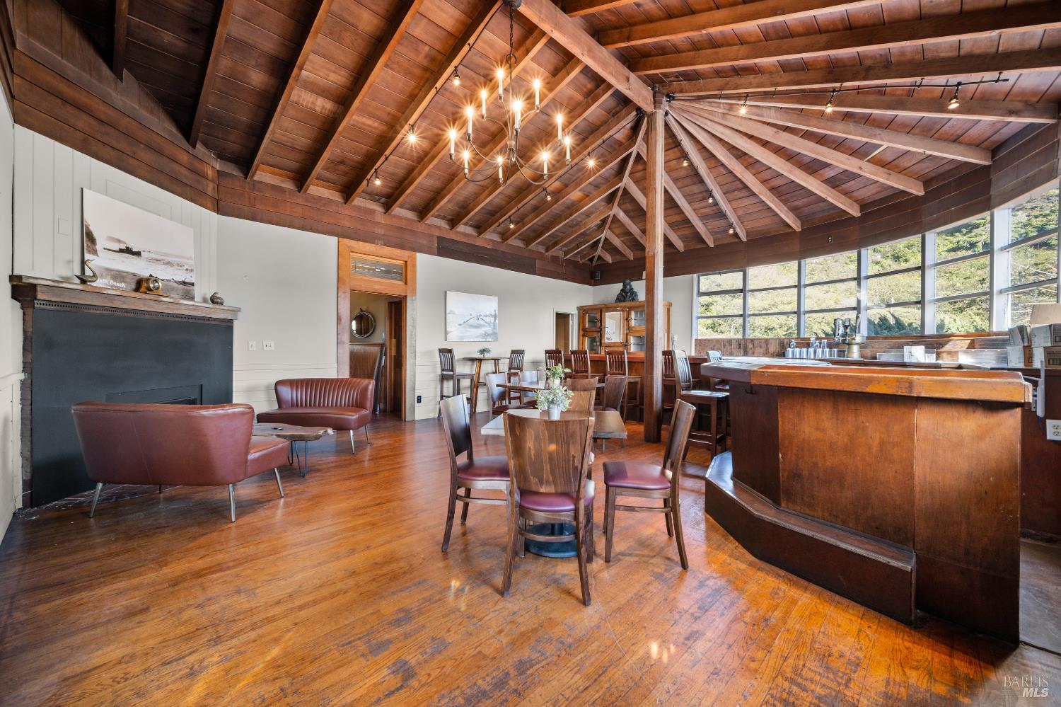 Detail Gallery Image 5 of 51 For 10400 Coast Highway Hwy, Jenner,  CA 95450 - – Beds | – Baths