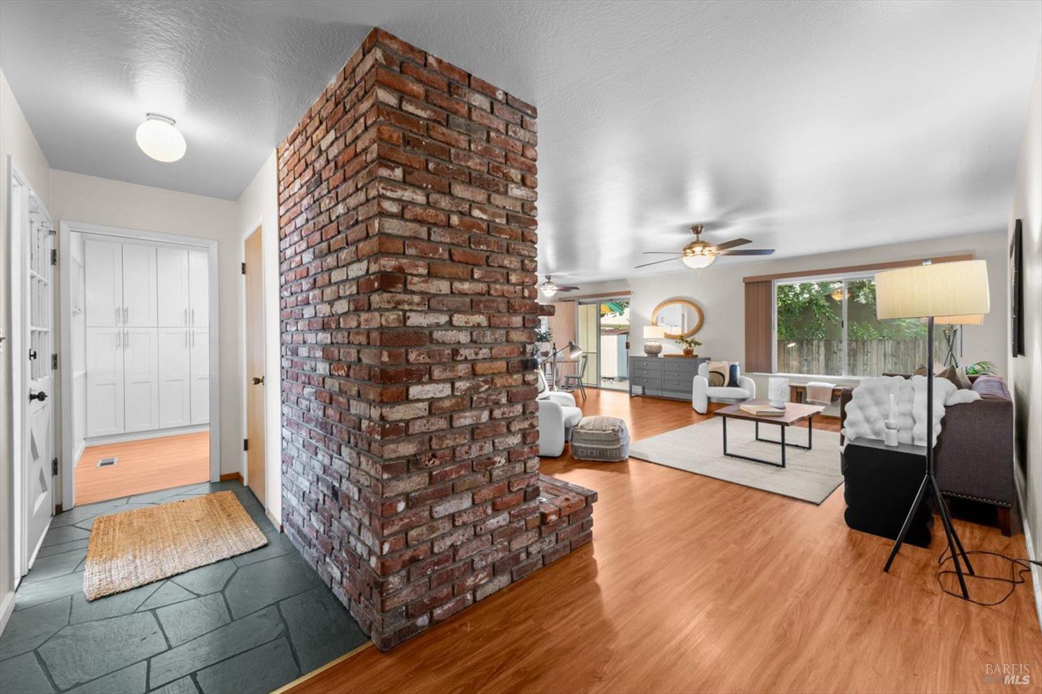 Detail Gallery Image 9 of 39 For 3350 Linda Vista Ave, Napa,  CA 94558 - 3 Beds | 2 Baths