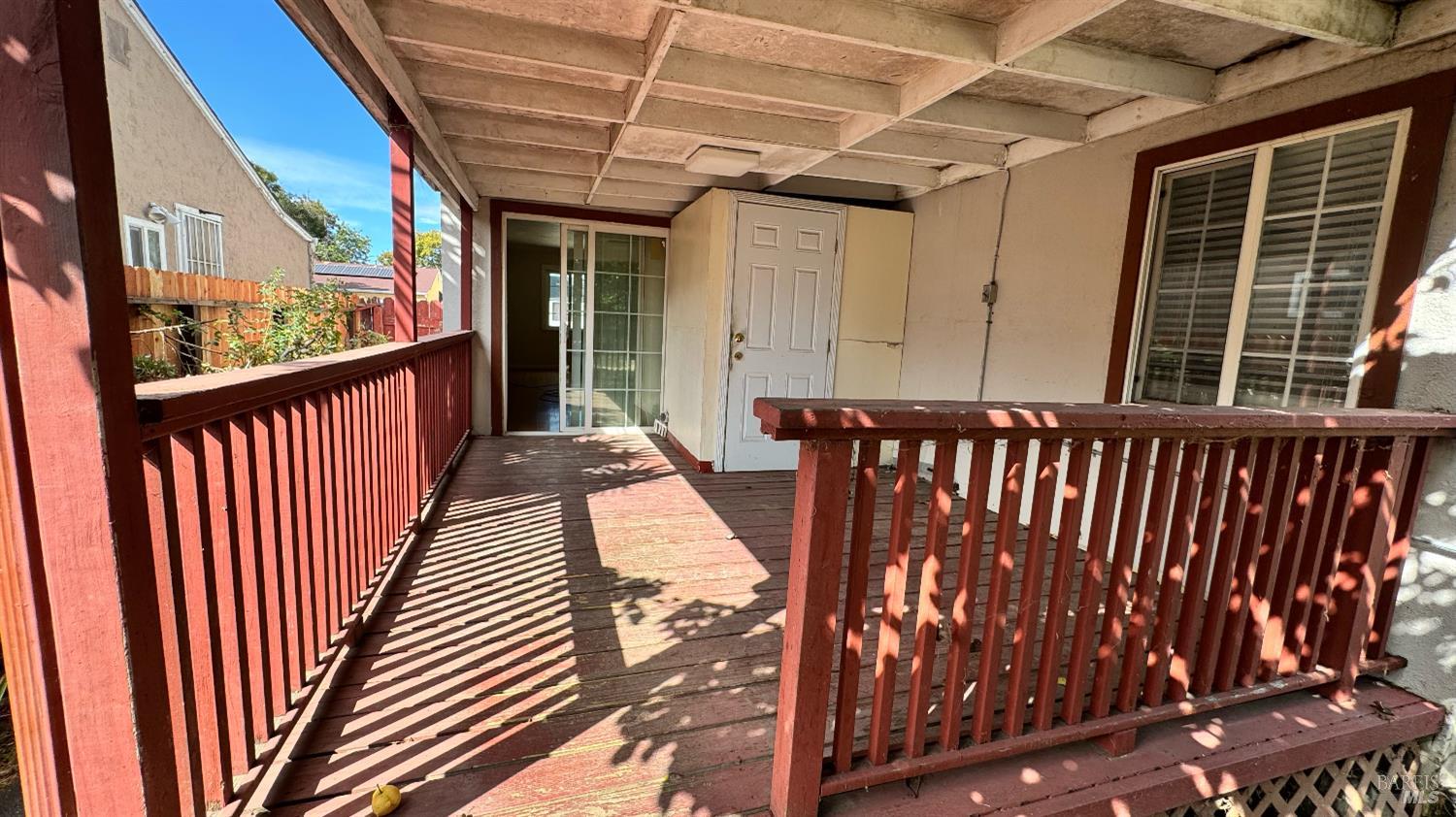 Detail Gallery Image 9 of 14 For 1046 Maple Ave, Vallejo,  CA 94591 - 2 Beds | 1 Baths