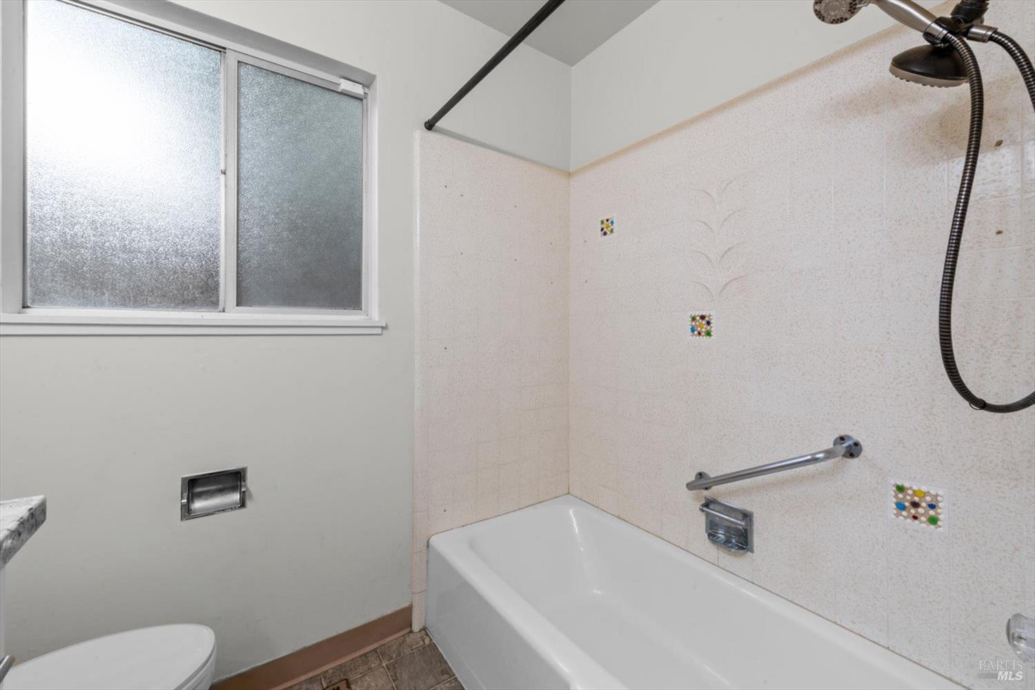 Detail Gallery Image 26 of 39 For 3350 Linda Vista Ave, Napa,  CA 94558 - 3 Beds | 2 Baths