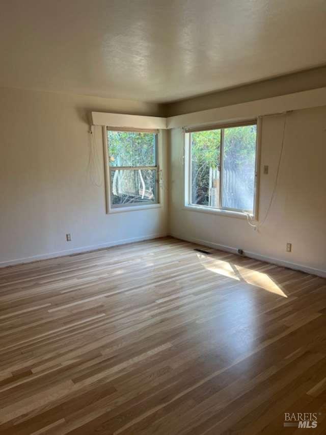 Detail Gallery Image 18 of 20 For 32551 Mill Creek Dr, Fort Bragg,  CA 95437 - 3 Beds | 2 Baths