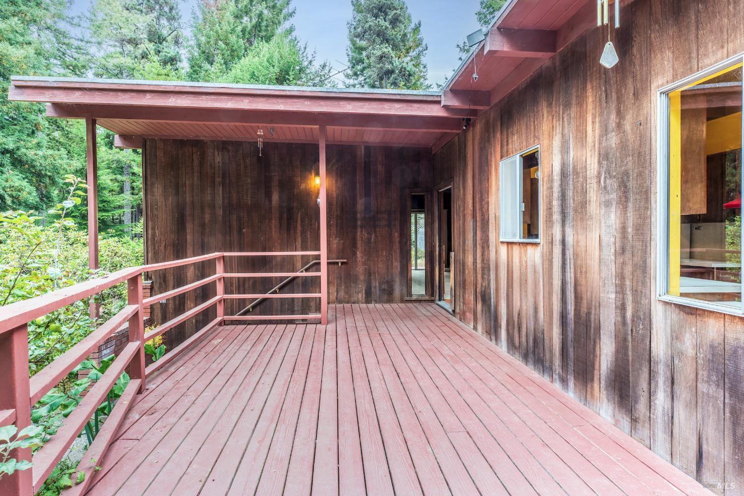 Detail Gallery Image 5 of 23 For 43853 Tibbens Ln, Mendocino,  CA 95460 - 2 Beds | 2 Baths