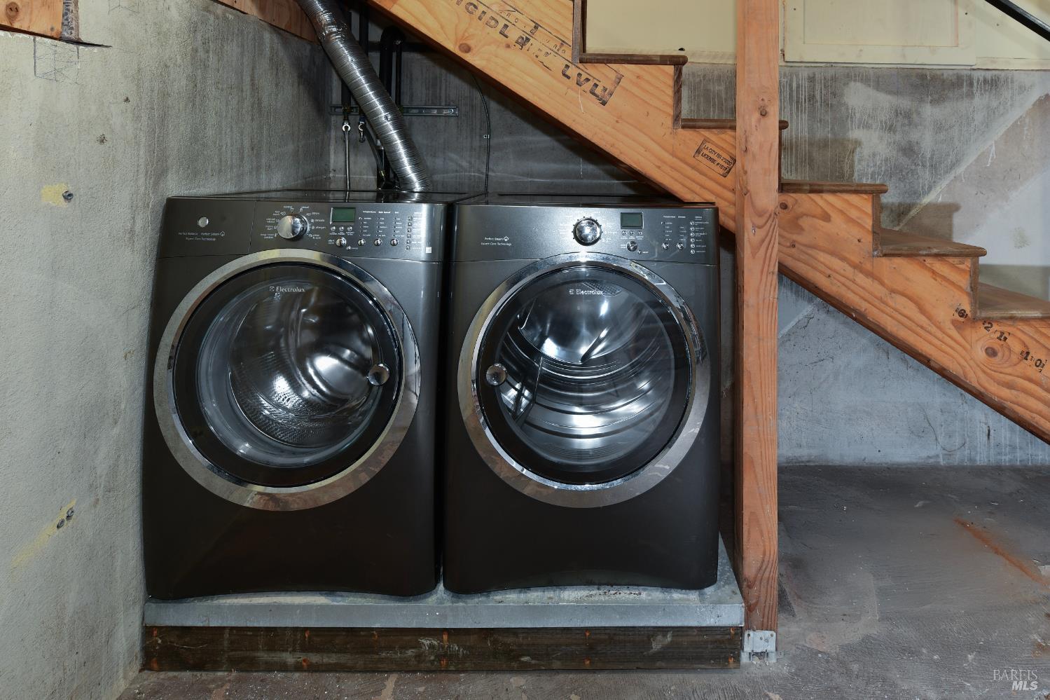 Detail Gallery Image 40 of 62 For 505 Madison St, Napa,  CA 94559 - 3 Beds | 2 Baths