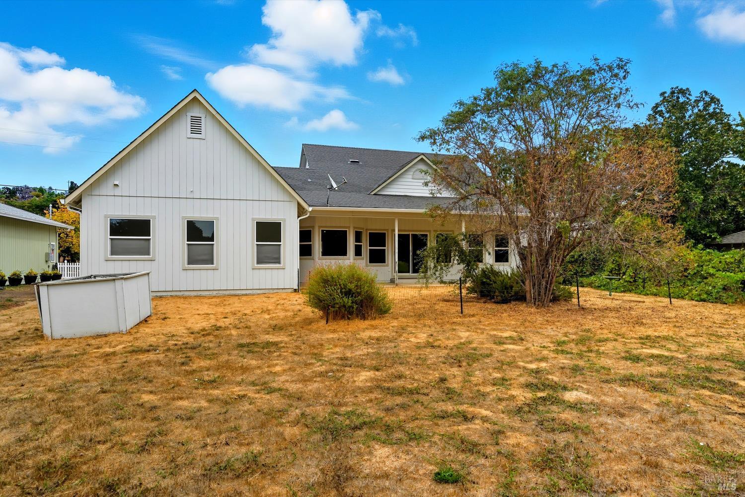 Detail Gallery Image 29 of 32 For 18231 Deer Hollow Rd, Hidden Valley Lake,  CA 95467 - 3 Beds | 2 Baths