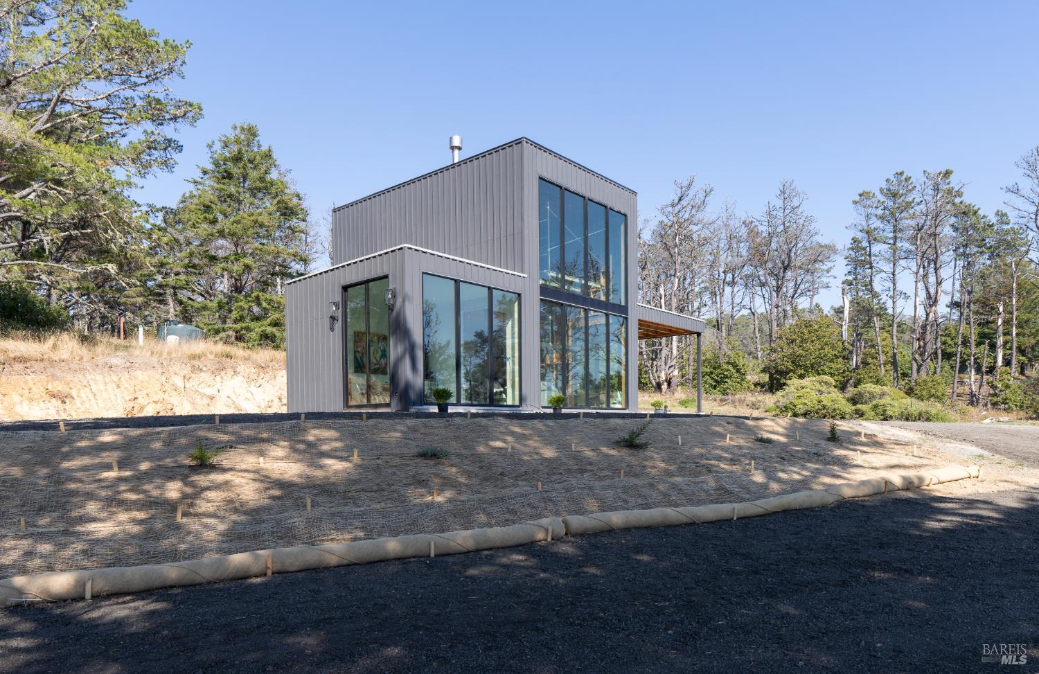 Detail Gallery Image 7 of 34 For 30101 S Hwy 1 Unkn, Gualala,  CA 95445 - 1 Beds | 1 Baths